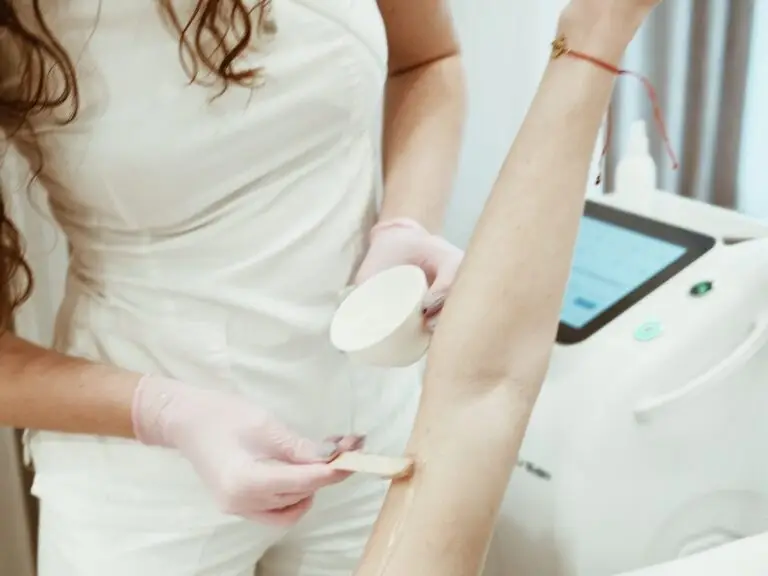 Laserska epilacija ruke diodnim laserom – Luma Body Clinic, Zagreb